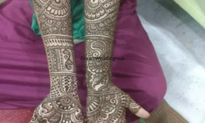 Krishna  Mehandi   Art